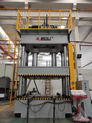 Mesin Press Hidrolik Empat Kolom Aksi Ganda 380V 220V CE ISO